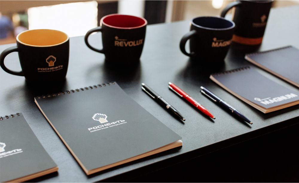 СУВЕНИРНАЯ ПРОДУКЦИЯ ДЛЯ КОМПАНИИ "РОСНЕФТЬ-СМ" - основное изображение